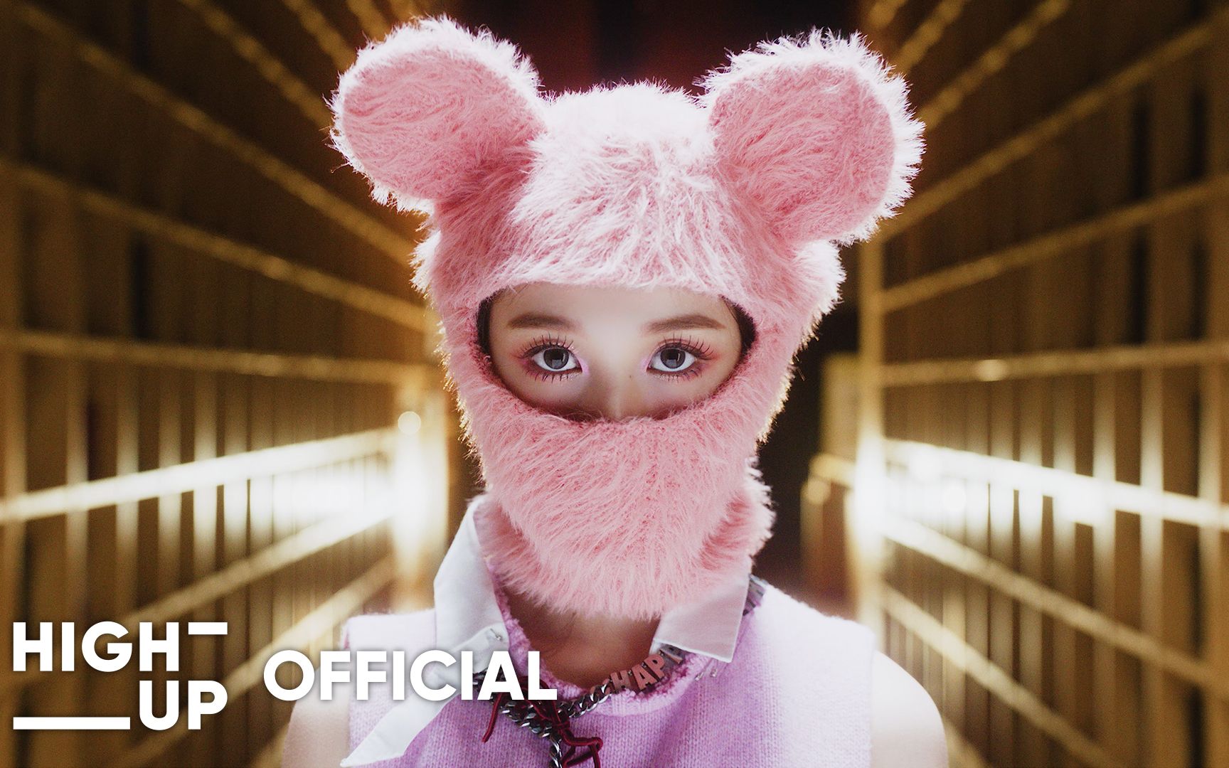 [图]【STAYC】'Teddy Bear' MV 预告（1）