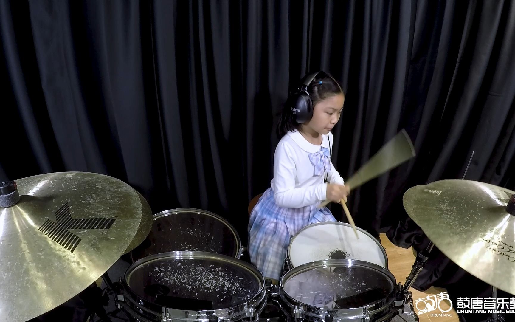 深圳鼓唐八岁架子鼓手邓诗蕊《maiden voyage》鼓唐音乐教育_哔哩哔哩