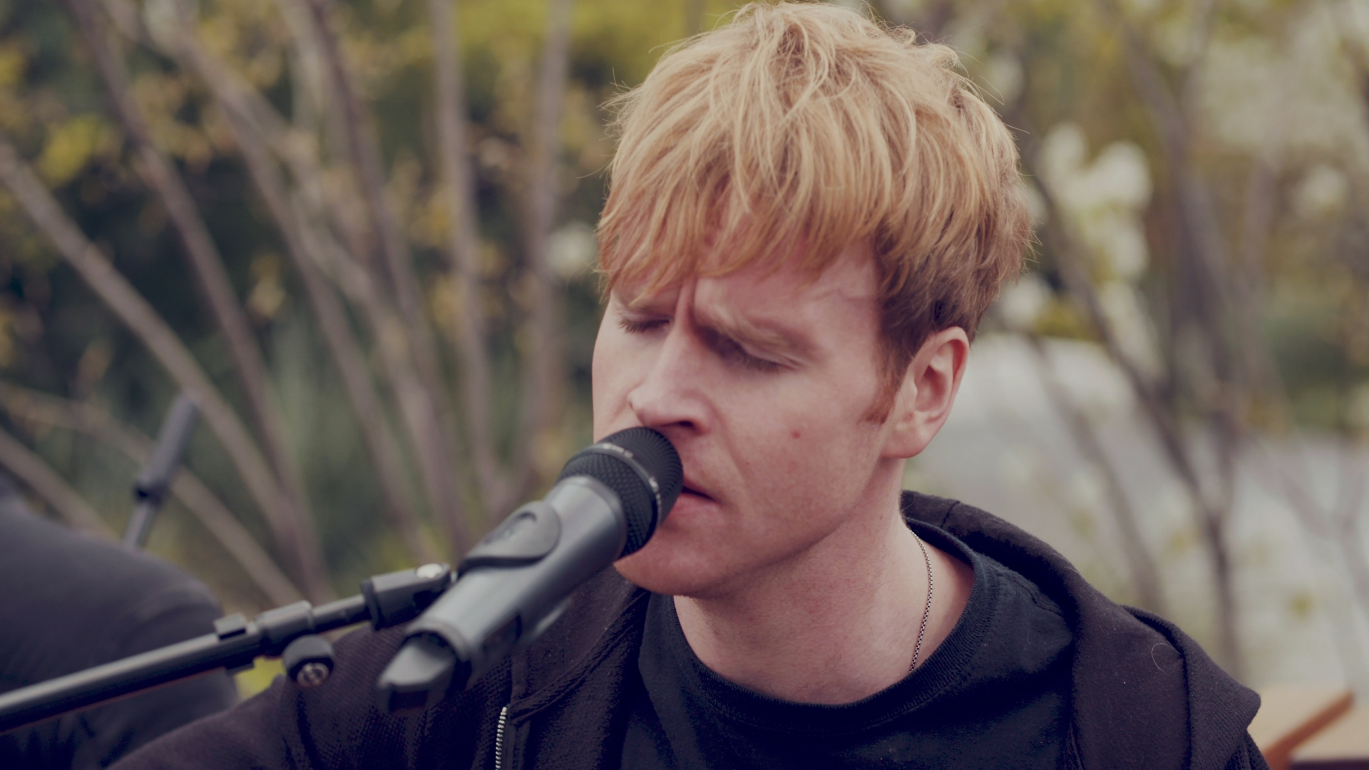 [图]Follow Your Fire (Acoustic) - Kodaline