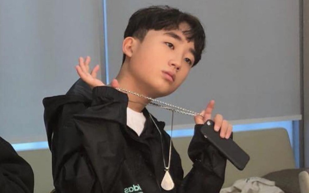 酸哥不带脏字diss中国男孩结果