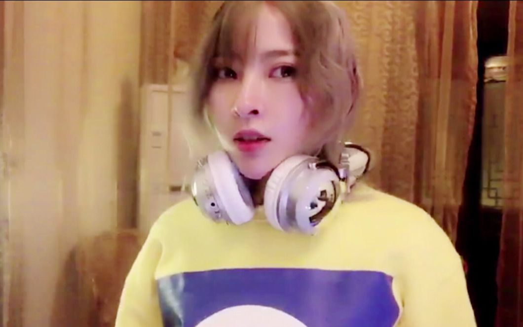 夙胤言生谁还不是个小宣女那要不美女