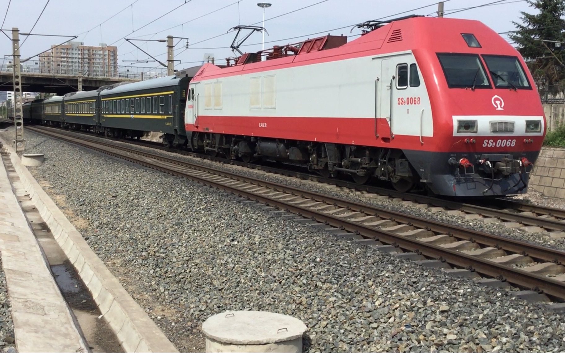 [铁路]ss9-0068牵引沈局端午临客k5036通过