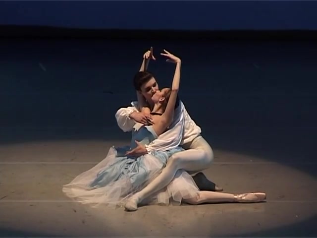 [图]【芭蕾】《Illusive Ball》双人舞片段 Ksenia Shevtsova & Roman Belyakov【2012 ARB】