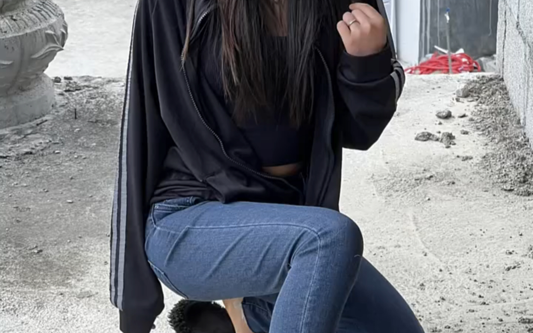 不用段位的精神小妹拍视频