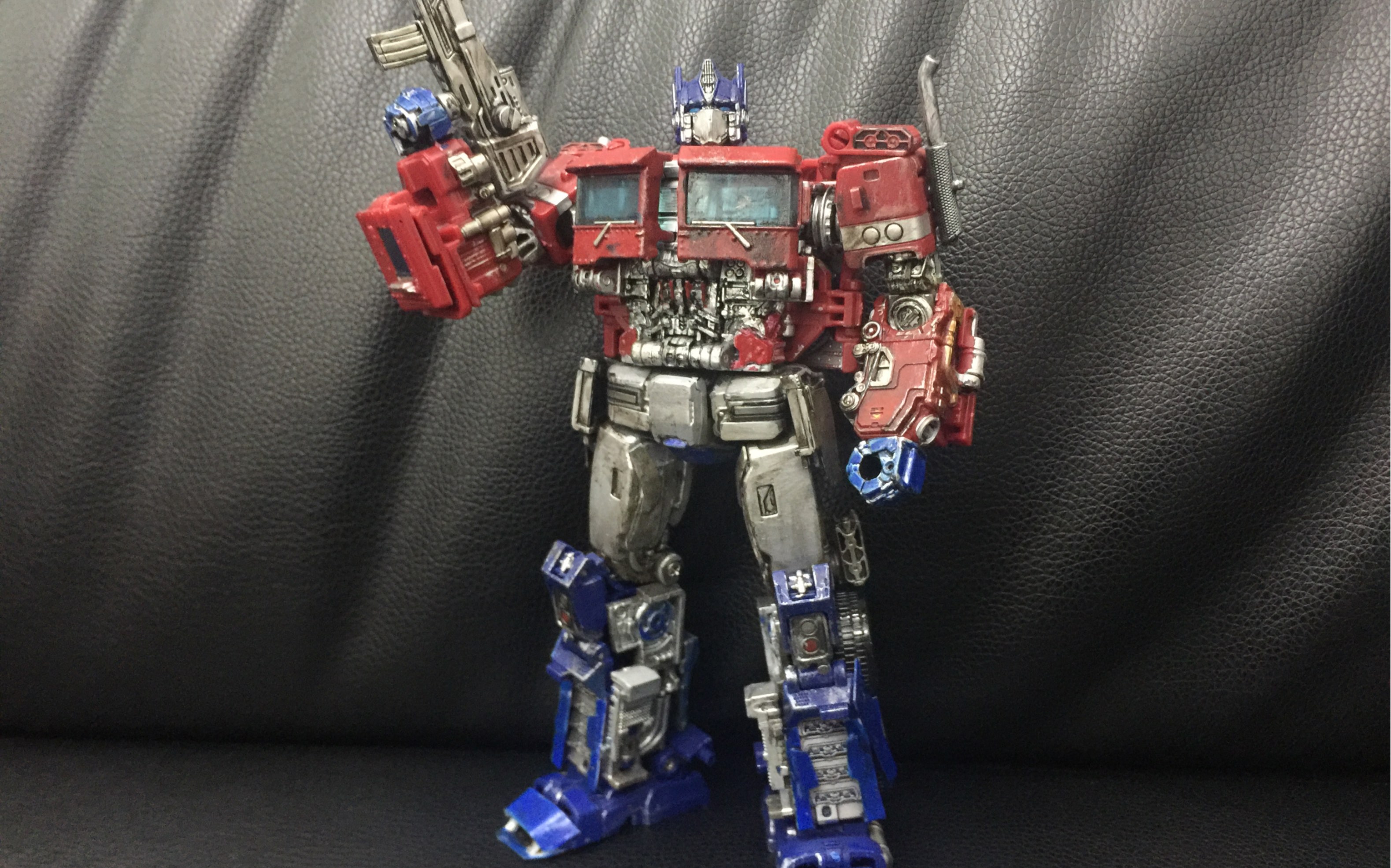 【小明的日常】第53期 变形金刚 奥意ss38 外传擎天柱 改造 重涂 分享