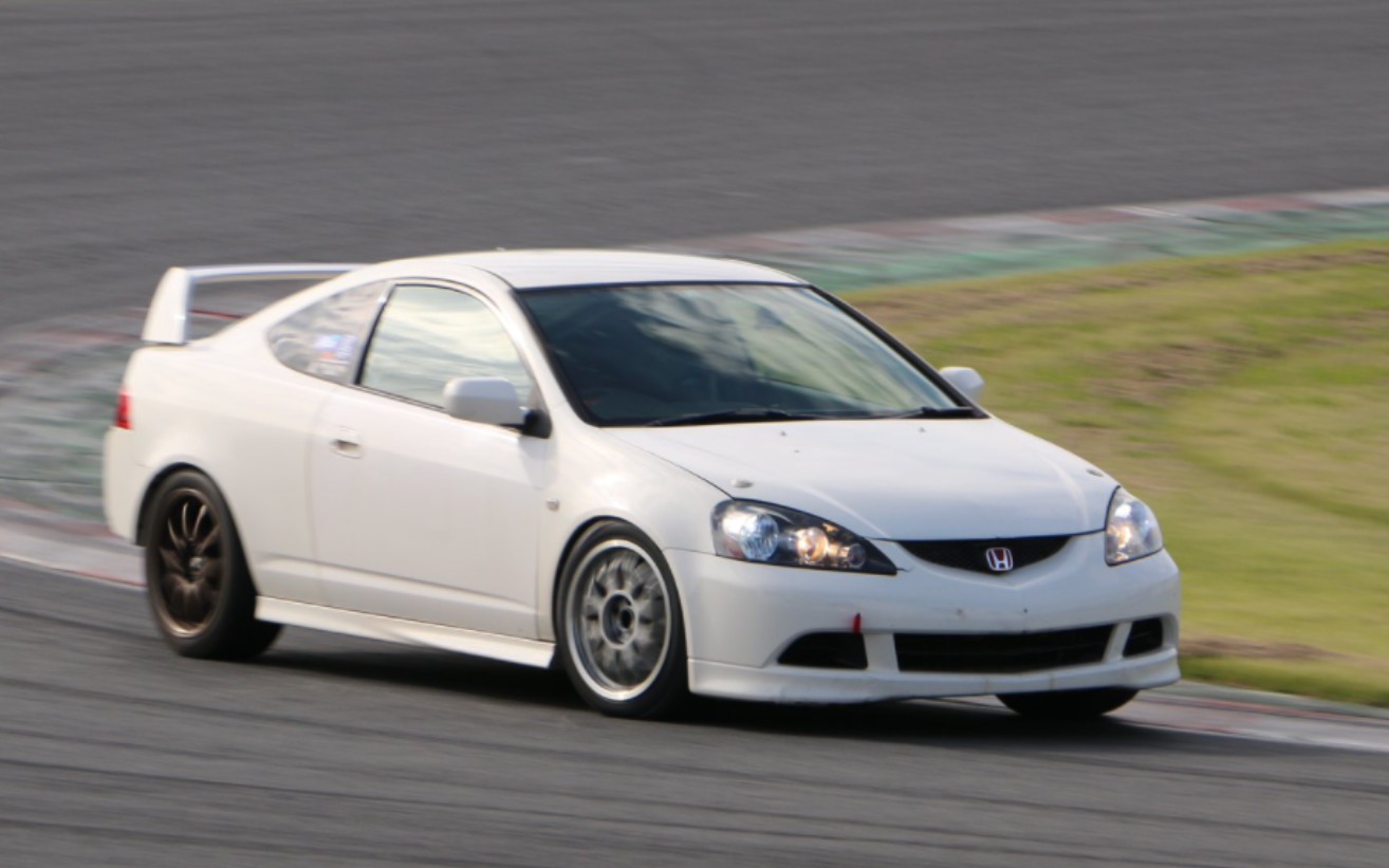 筑波赛道 1分02秒243 本田 dc5 1096kg 206hp a050gs r 255/40r17 f