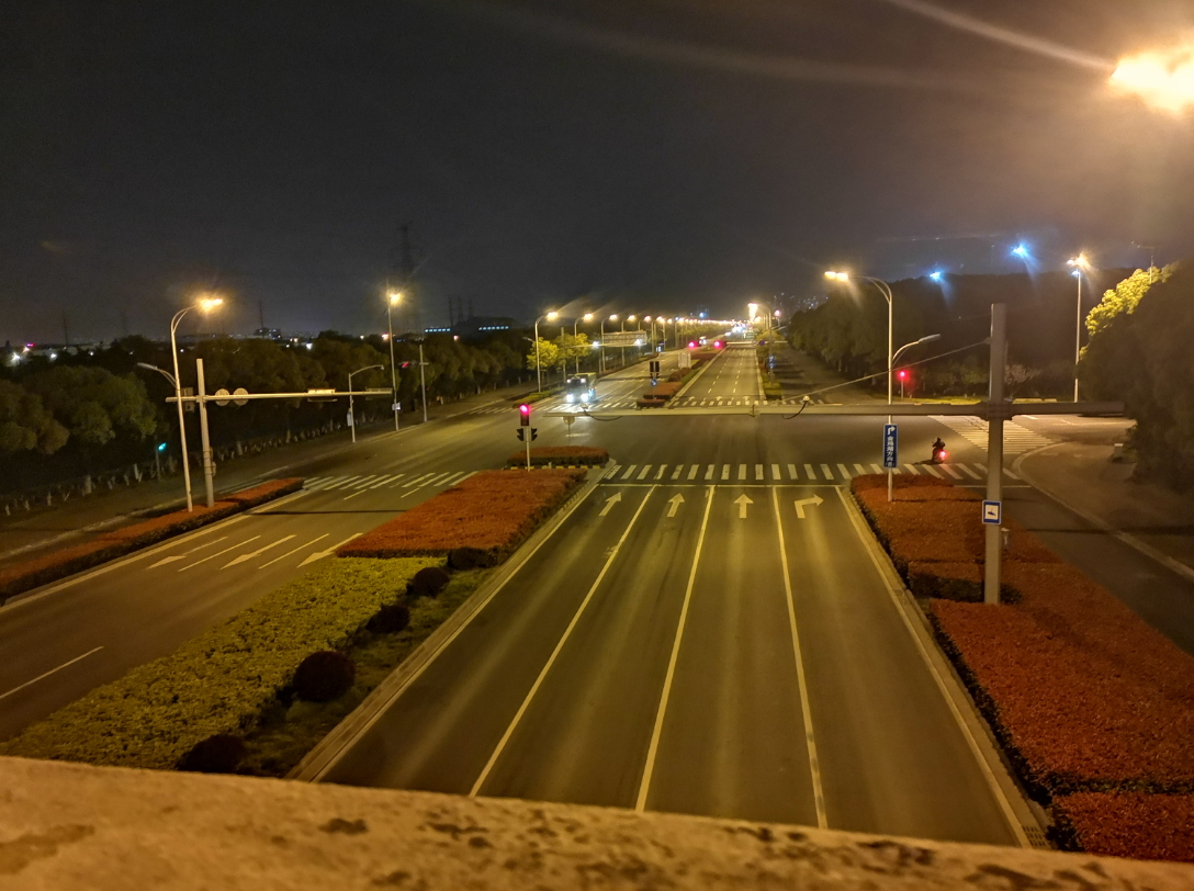 无人的街道