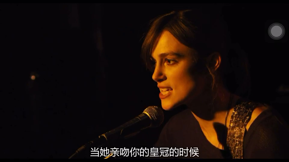 《再次出发之纽约遇见你》男主在酒吧初遇女主片段