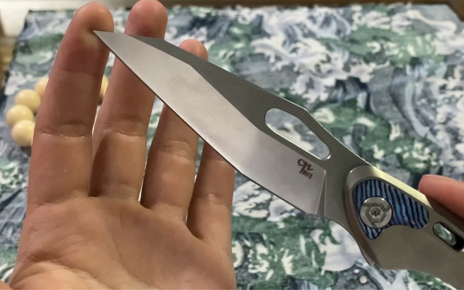 chmarshal(元帅),看看它的外形和材质打造完美契合度是否跟得上它的