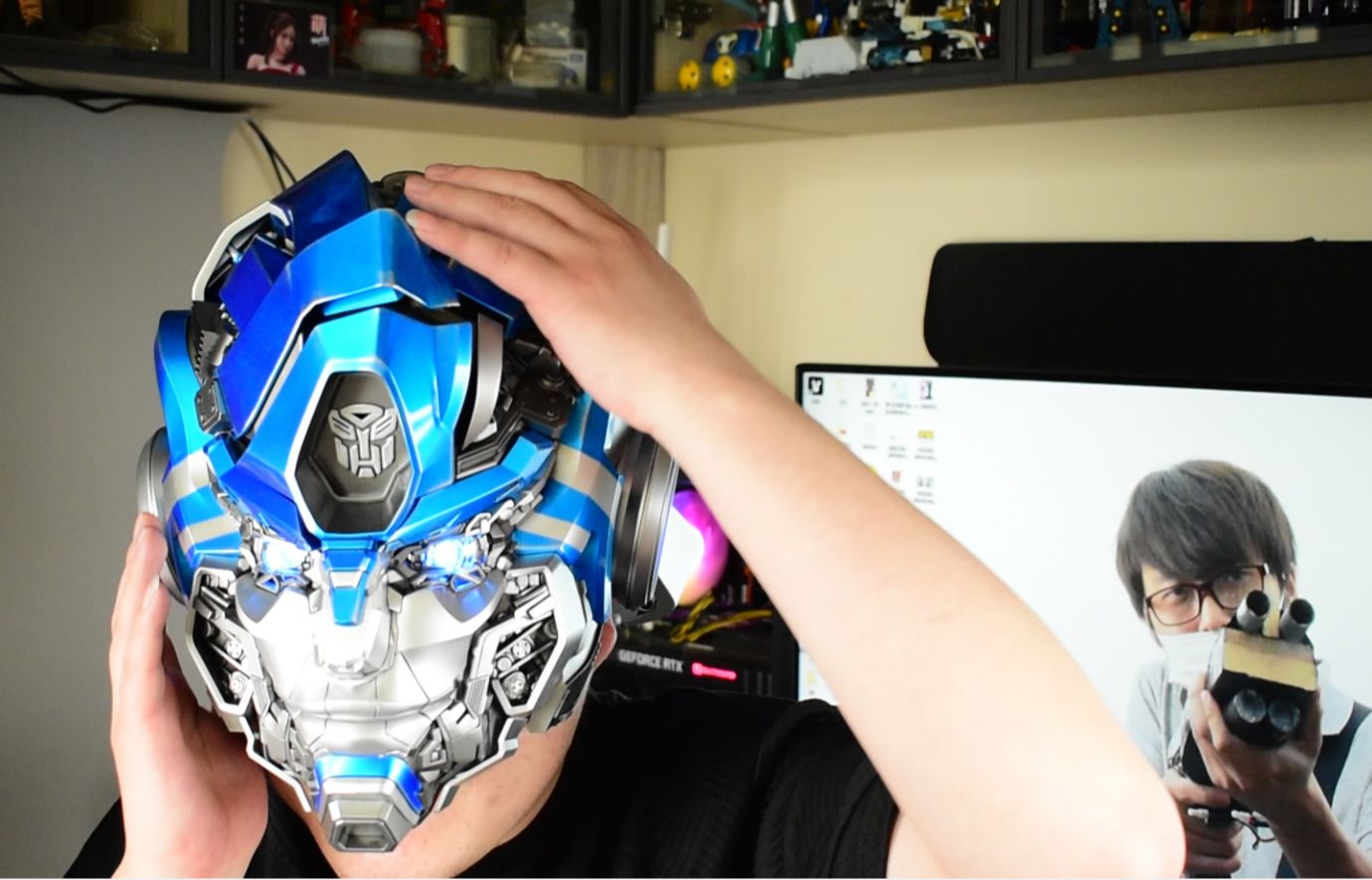 真让人头大!变形金刚电影7千世机甲 x killer body幻影头盔