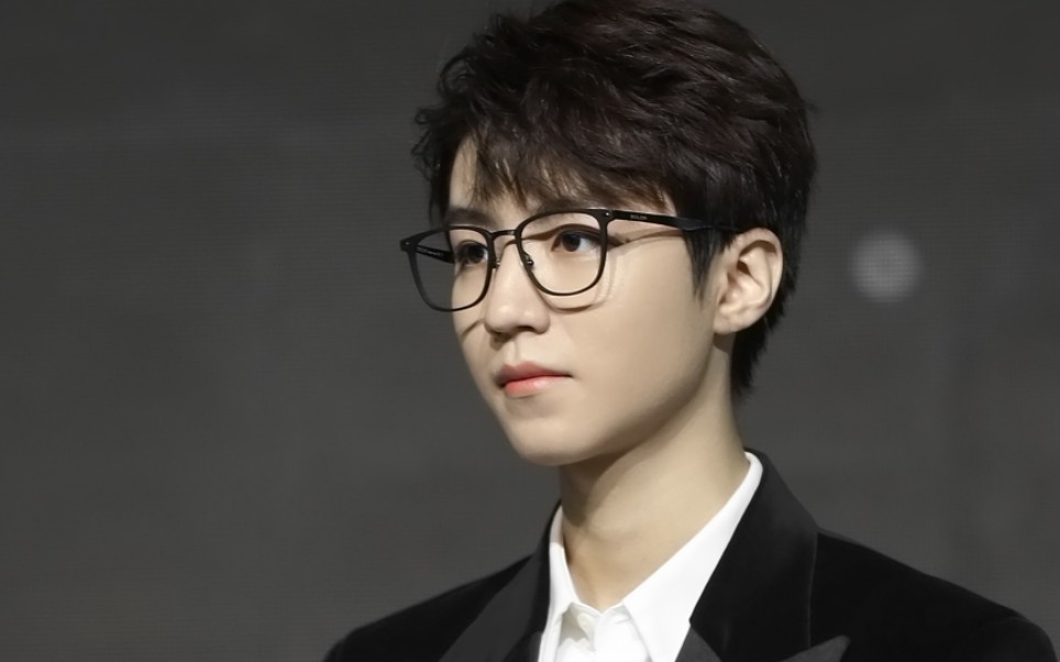 王俊凯演唱航天科普主题歌曲《摘星少年》_哔哩哔哩_bilibili