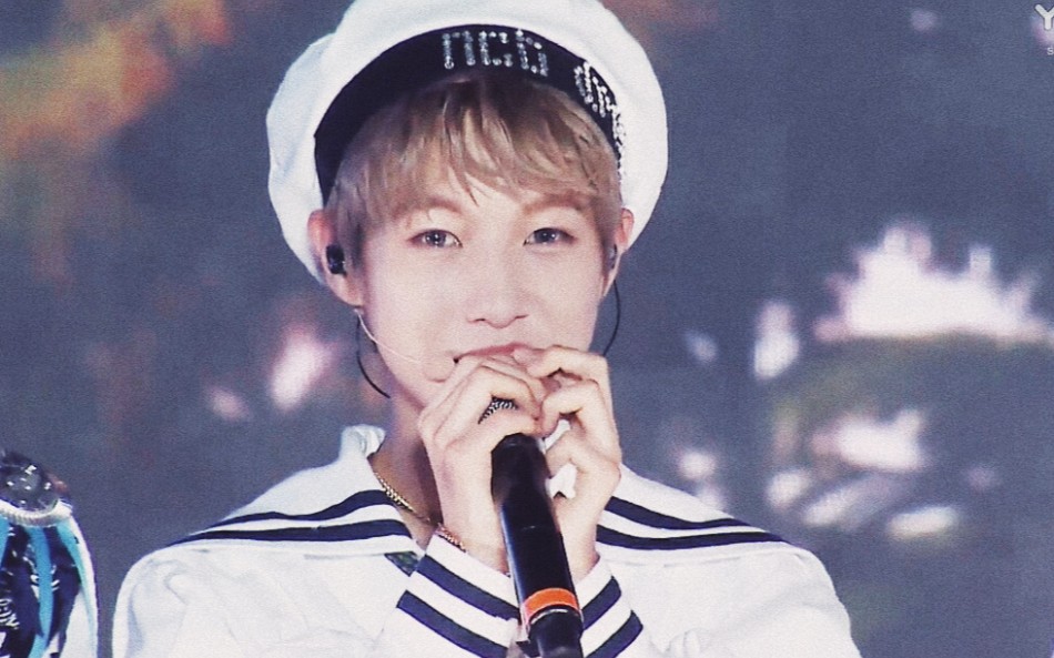 【nct黄仁俊】没有人能错过170816的未央水手服小朝_哔哩哔哩_bili