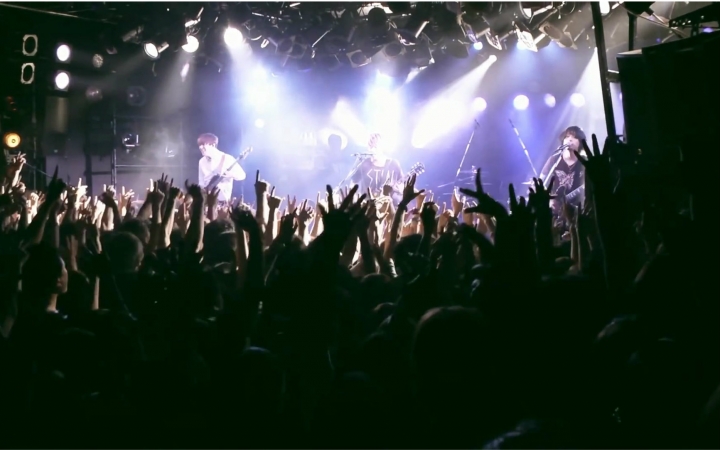 [图]【Nothing's Carved In Stone】Out of Control Vol.2 -感触- 2015.04