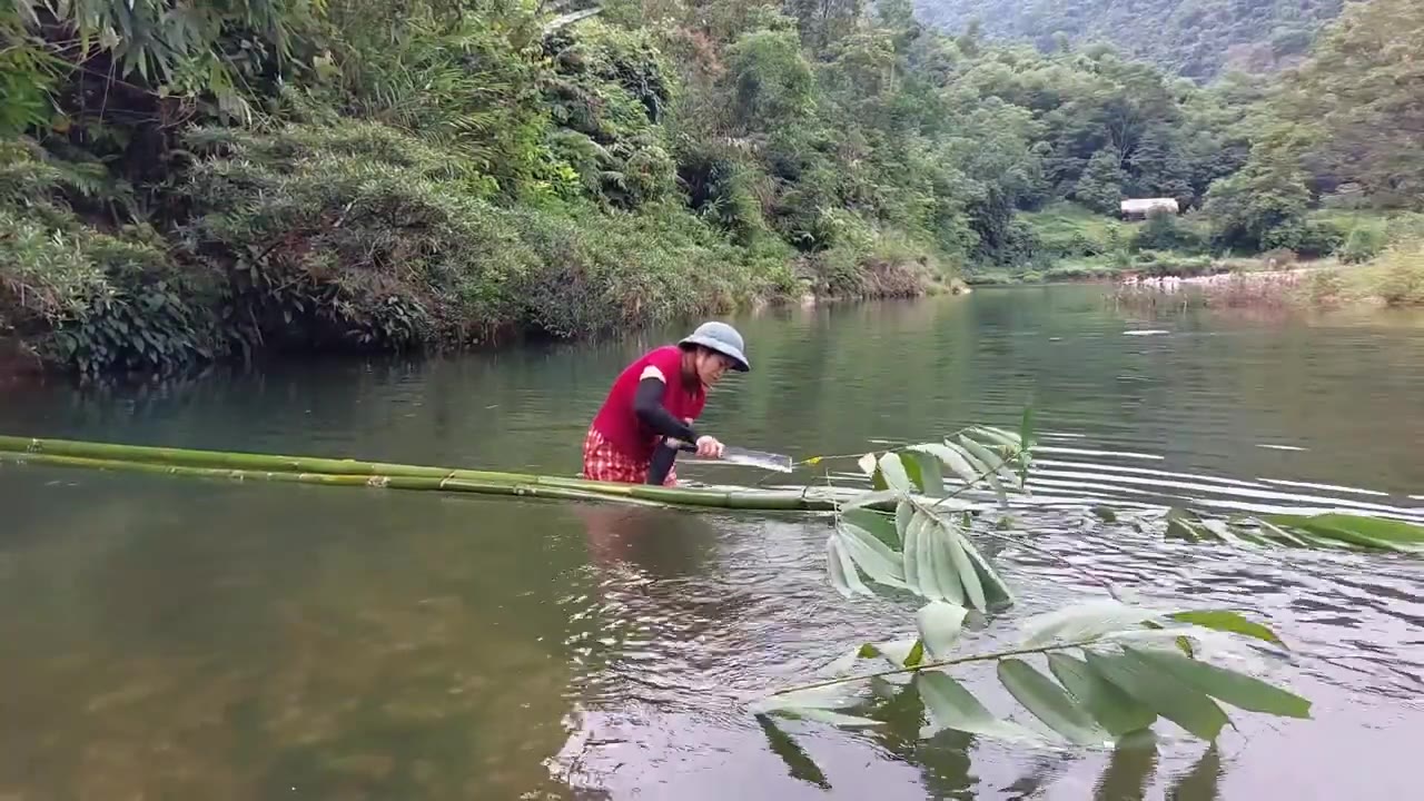 勤劳的女人最美,真正的太阳底下也疯狂,乌漆麻黑的一天!