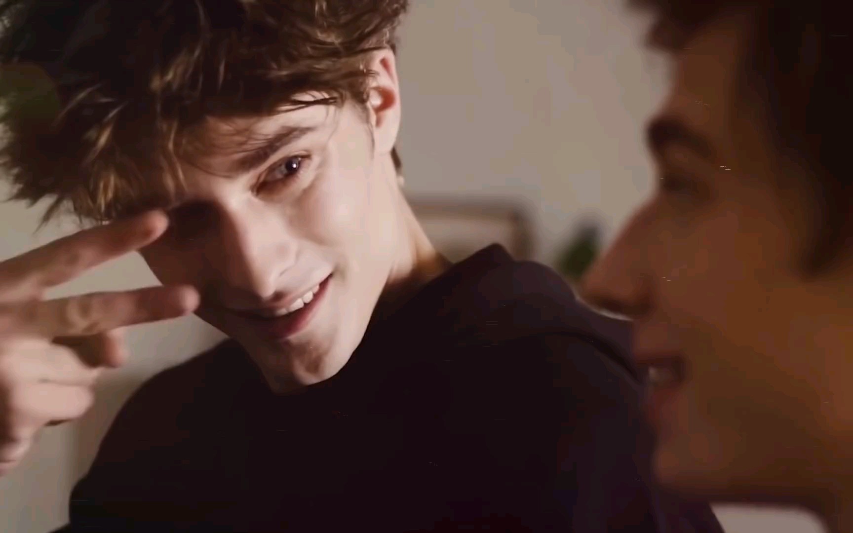 【法国】【skam/羞耻】彼此靠近的心 | devil may cry