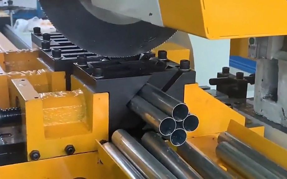 自动送料定尺切管机钢管切割机