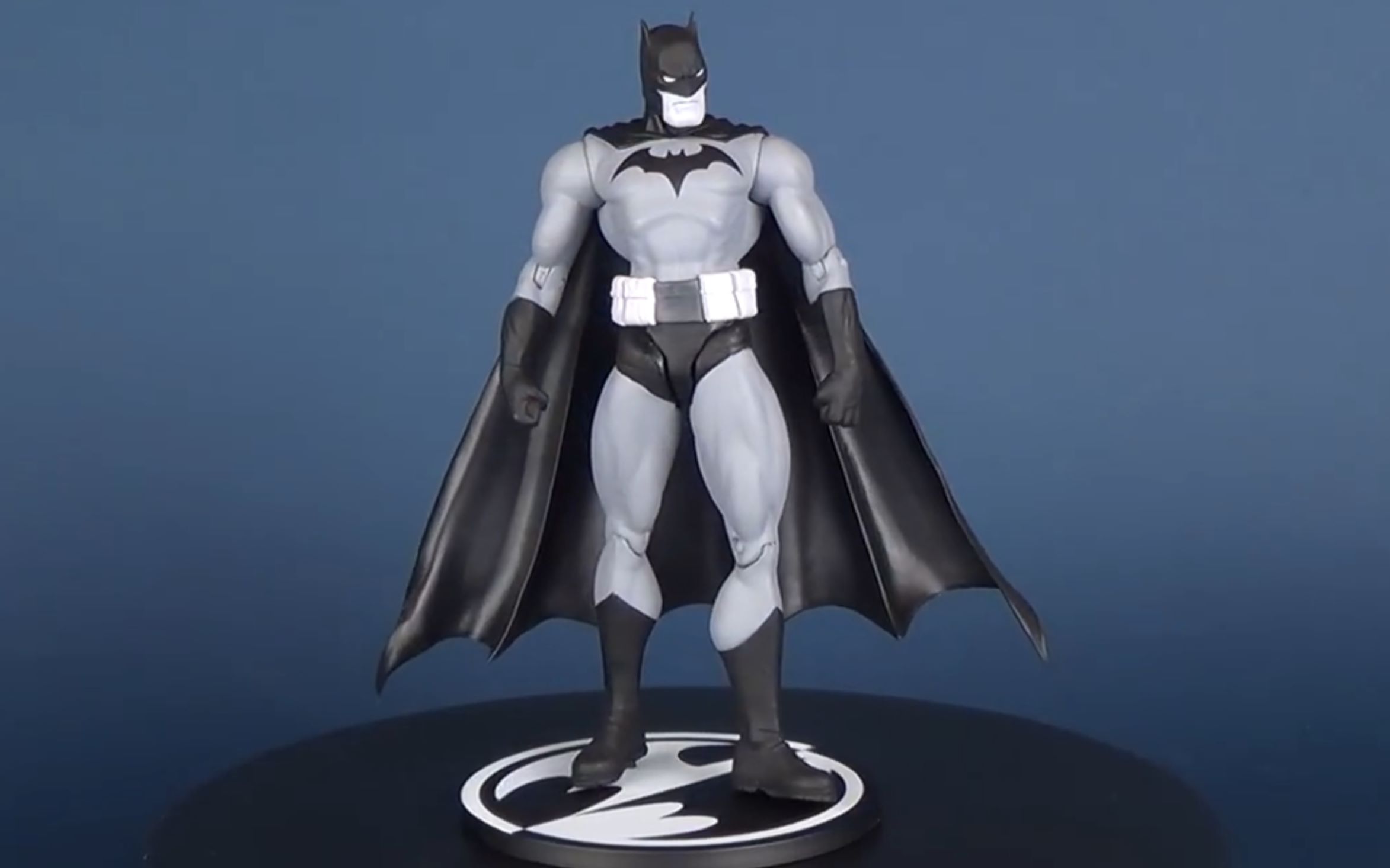 dc collectibles 蝙蝠侠 (jim lee)_哔哩哔哩 (゜-゜)つロ 干杯