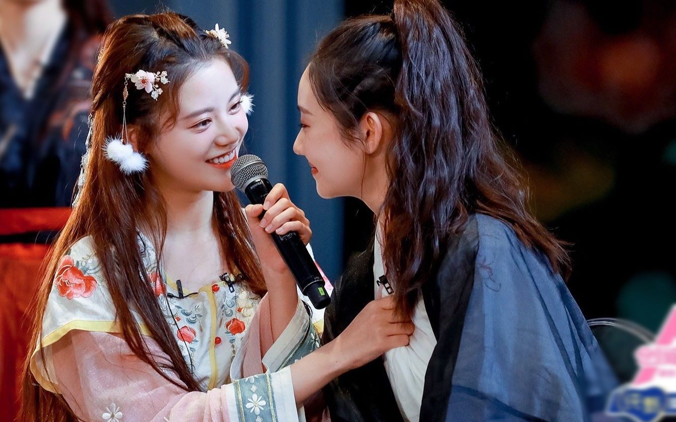 【张艺凡×孙珍妮】张艺凡:你比戏更好看