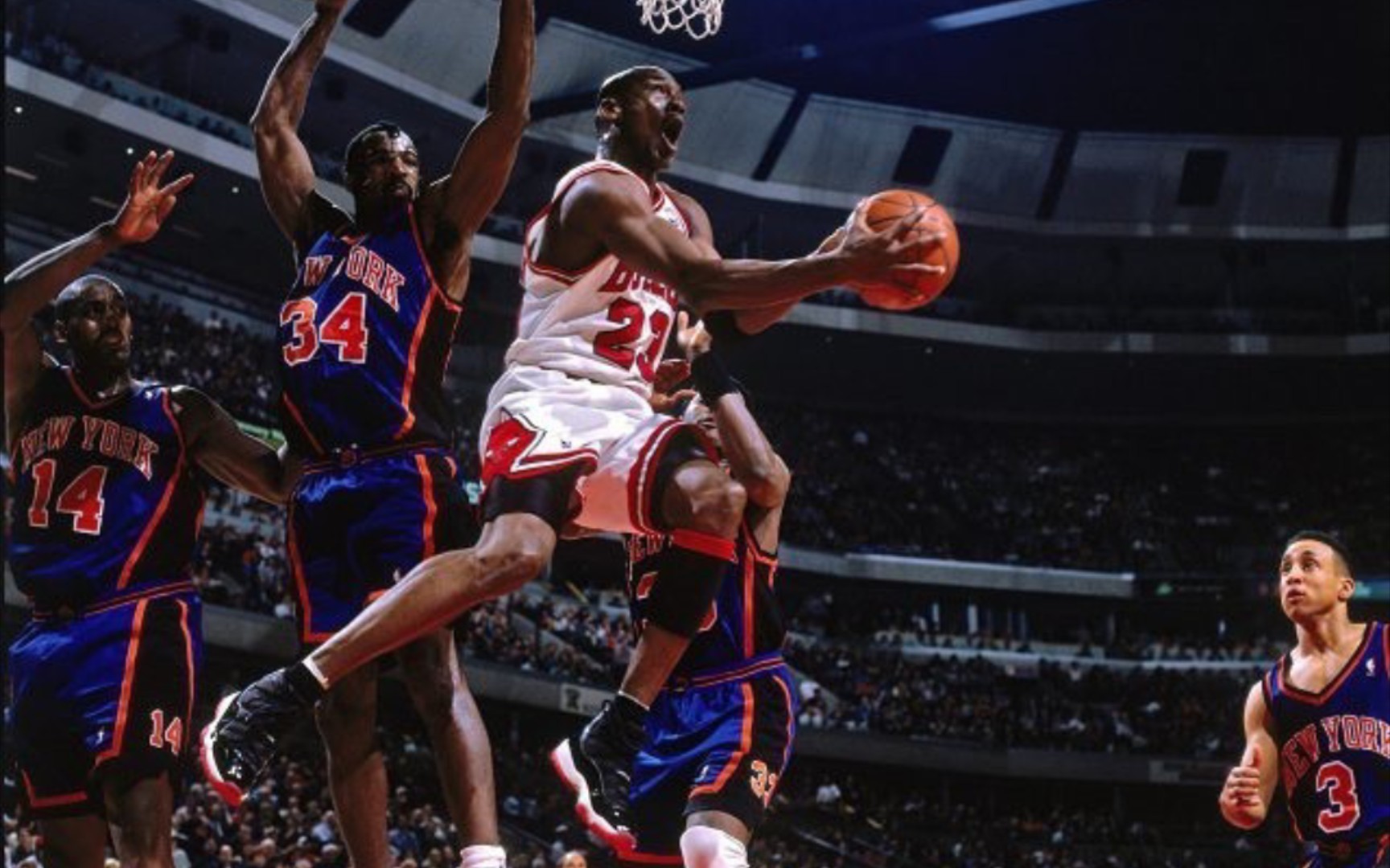 乔丹逆天离谱拉杆瞬间 这个人在空中跳舞!