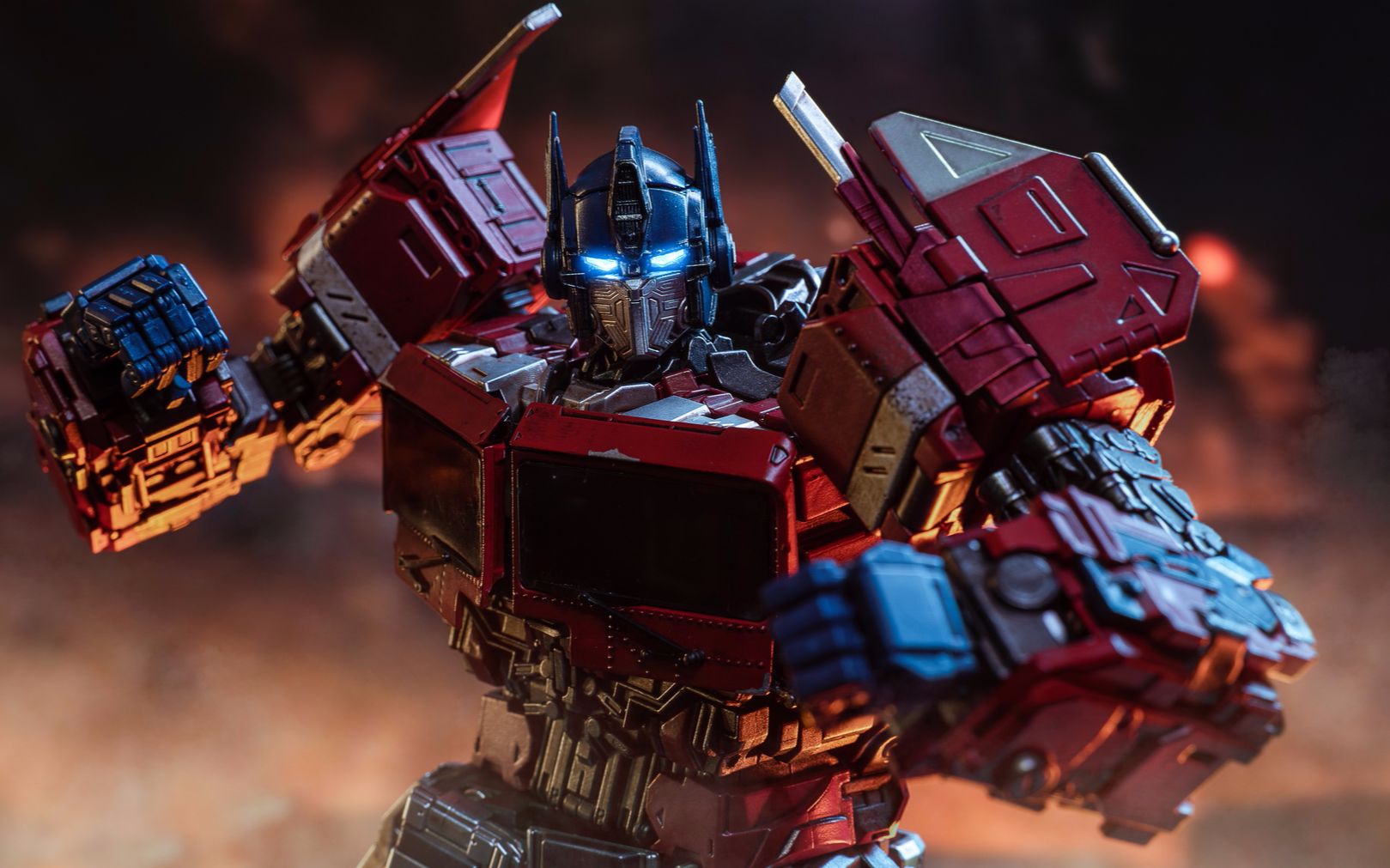 大黄蜂电影重现变形金刚86大电影对比版