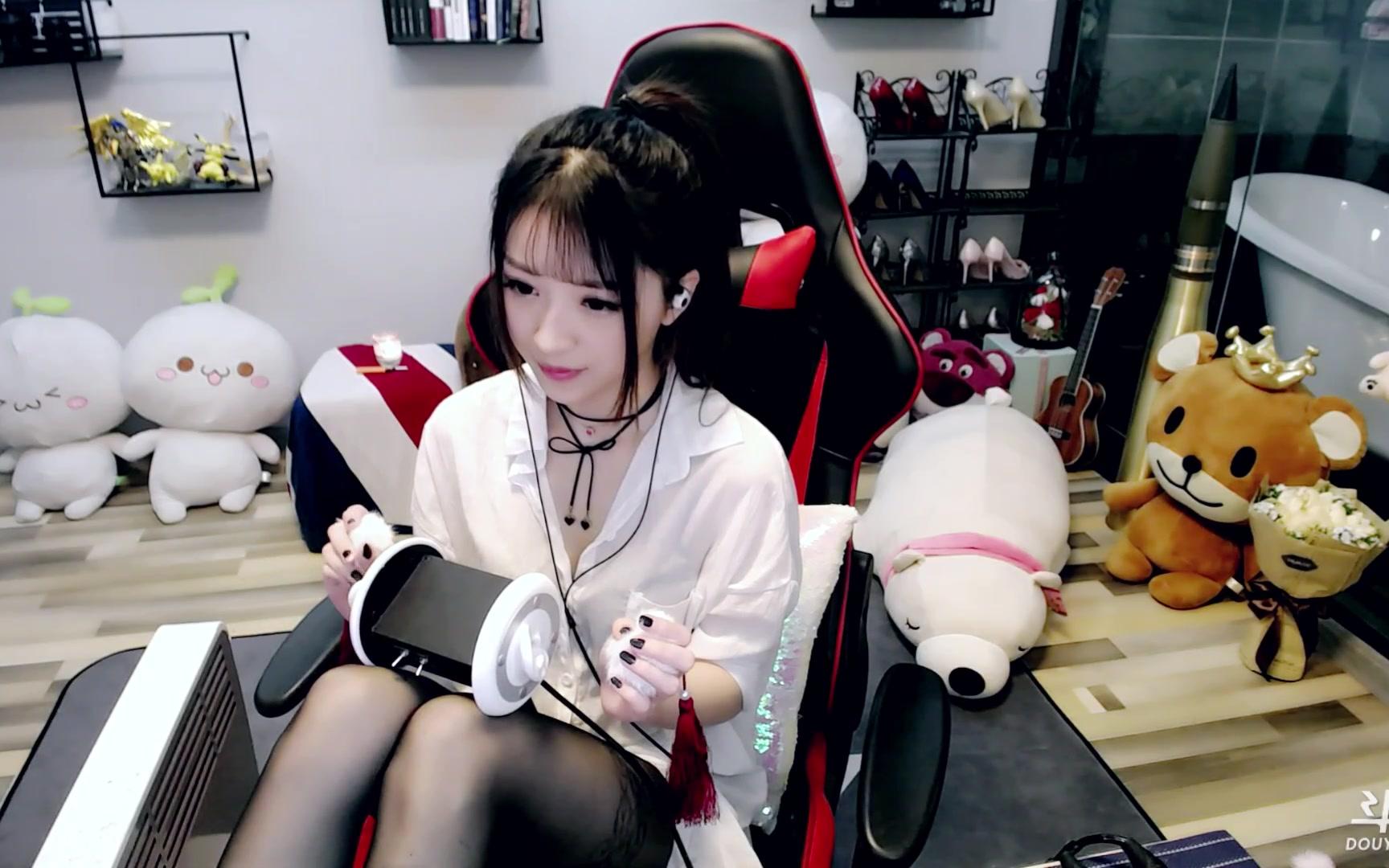 小女巫露娜 粘液声音和芦荟胶