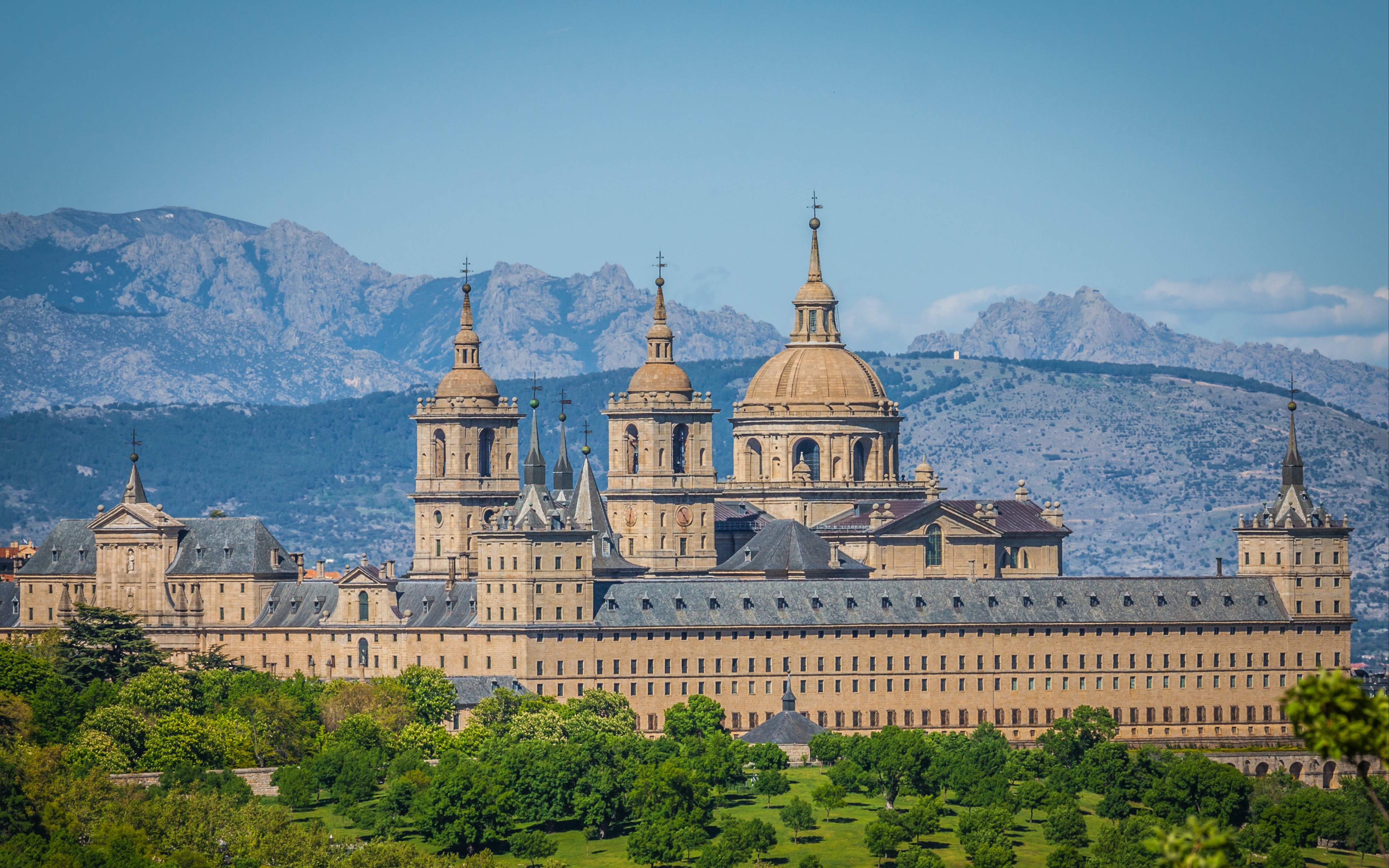 [图]西语纪录片丨埃斯科里亚尔修道院 El Secreto del Monasterio de El Escorial