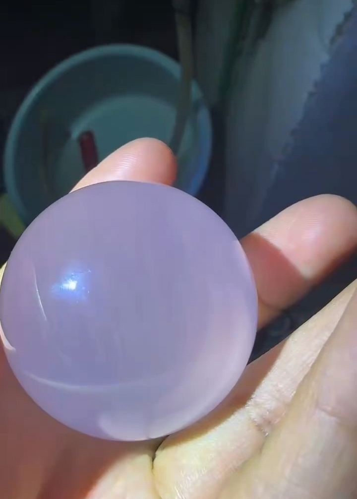 晶莹剔透的水晶