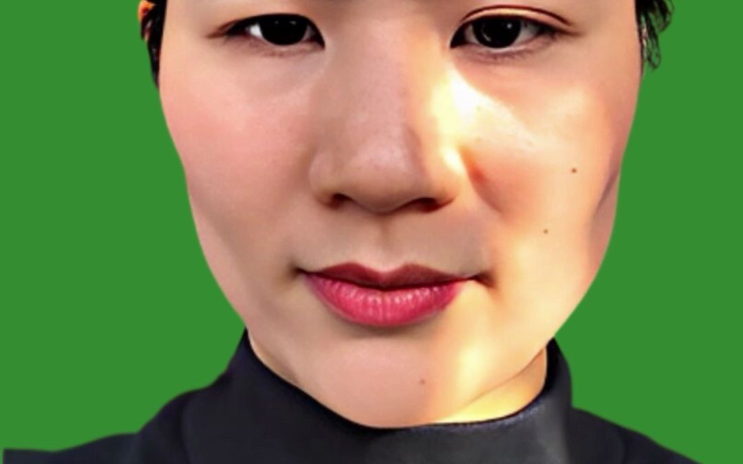 女人长有"雌雄眼