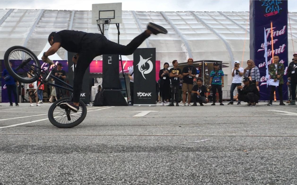 bmx小轮车freestyle演出