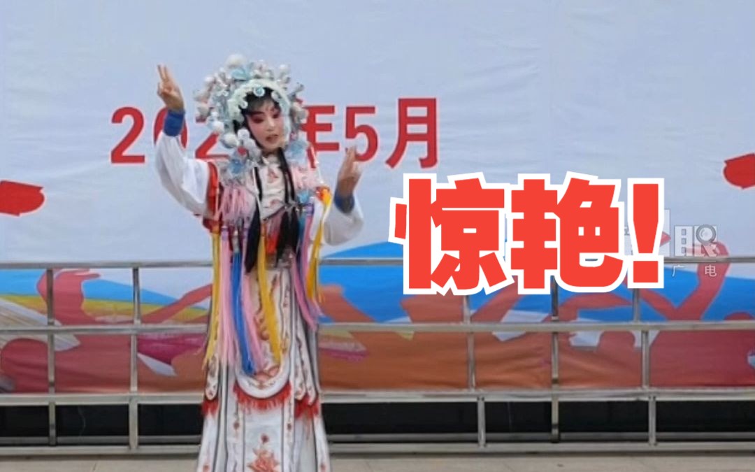 [图]重庆小学生表演川剧 一出《别洞观景》惊艳全场！