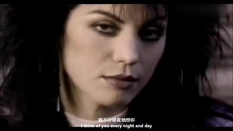 [图]I Hate Myself For Loving You----Joan Jett 现场版（中英字幕）