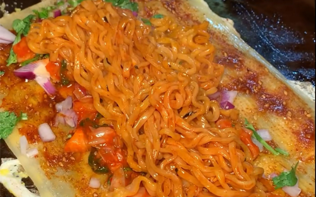 烤冷面加火鸡面真正得绝配