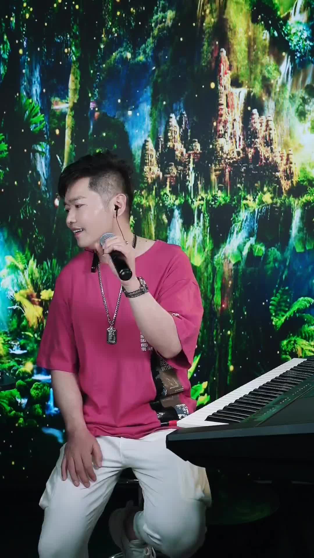 叹这一生累了的时候只有灵魂在守候文笑我在平庸的生活遇见你