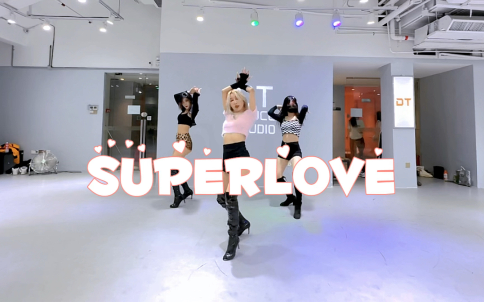 [图]heels 【爵士舞】Superlove (Explicit)