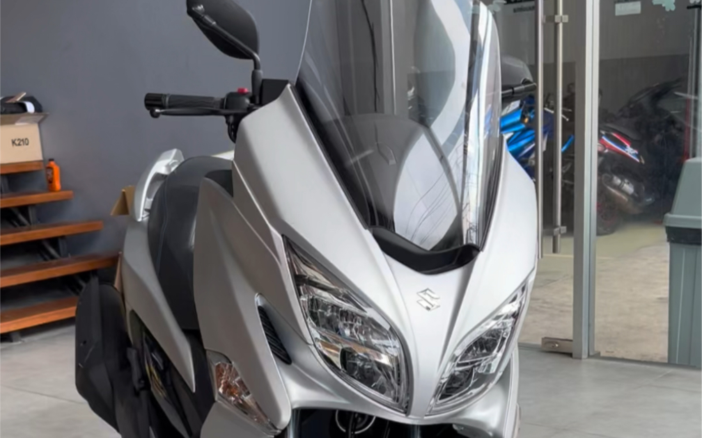 到店拍日本进口铃木汉堡人400给大家看看