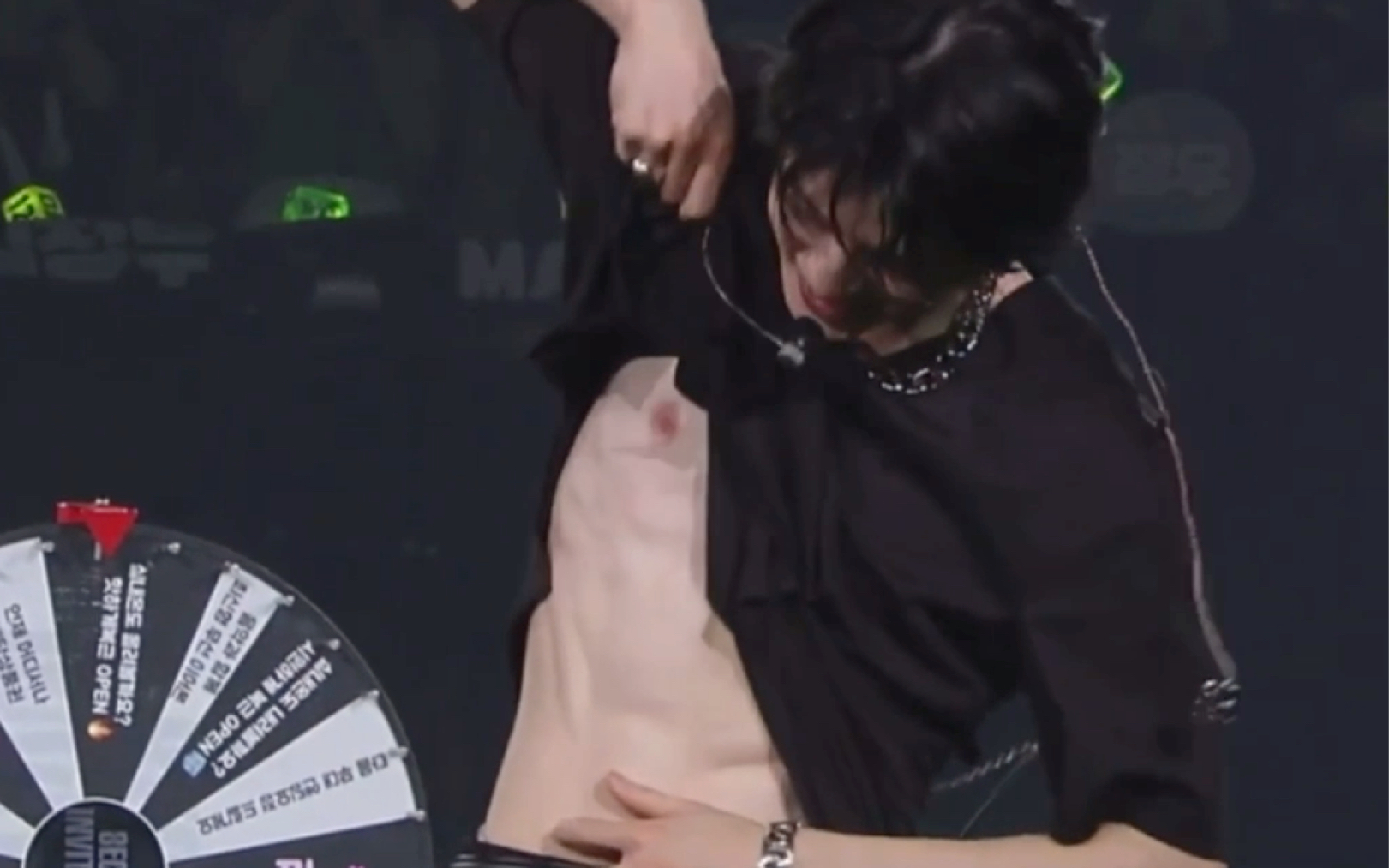 【郑在玹|jaehyun】在玹腹肌再公开啊啊啊