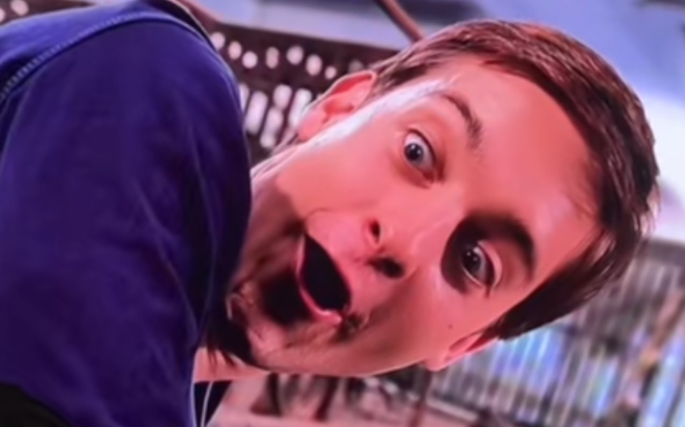 彼得帕克你在看什么啊!