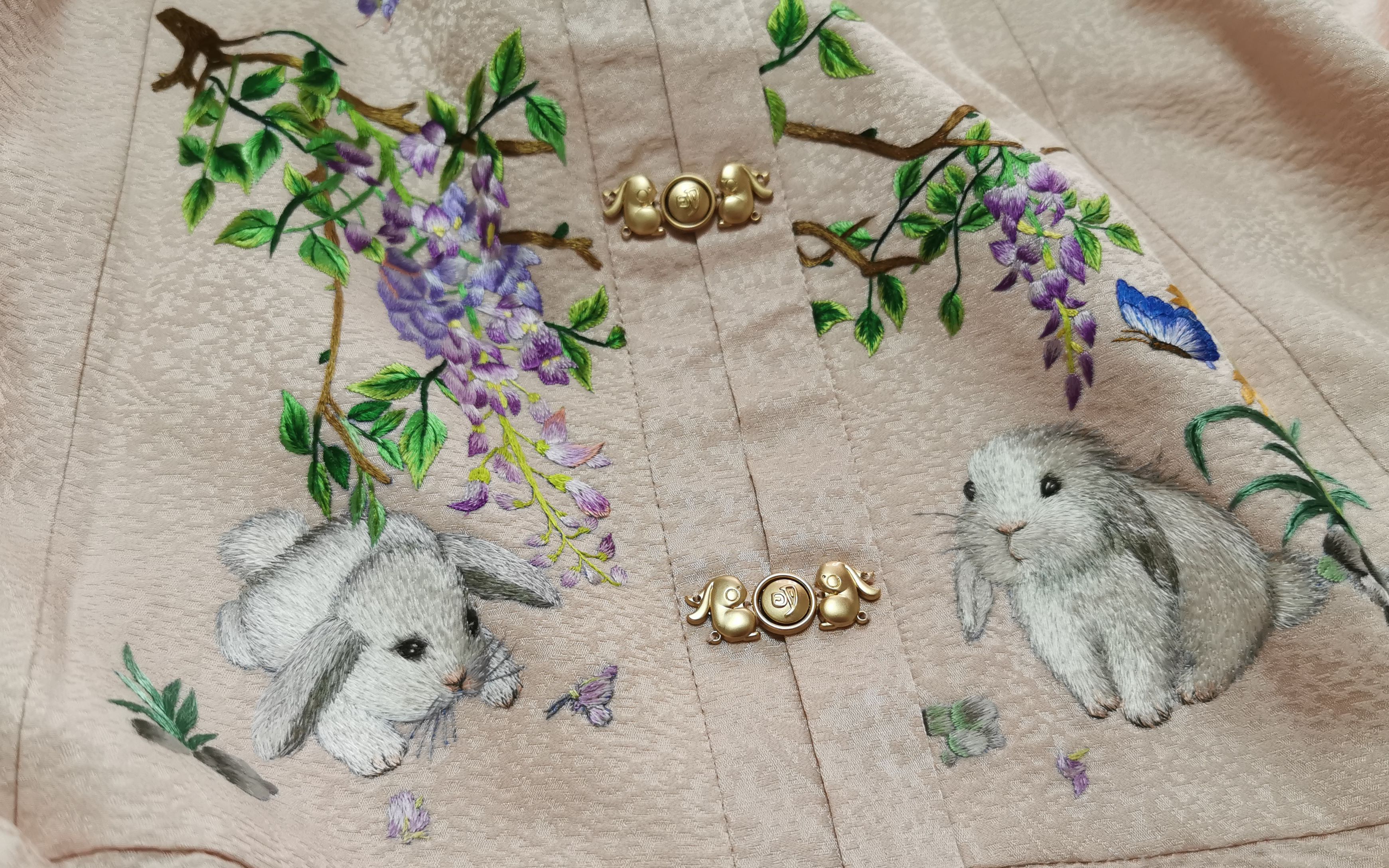 【萌兔补服】价值4000元的苏绣手绣汉服