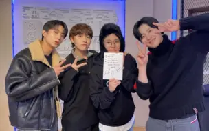 Descargar video: 二代老团B1A4打歌文化适应记 中字 GOT7荣宰的亲密朋友 240118