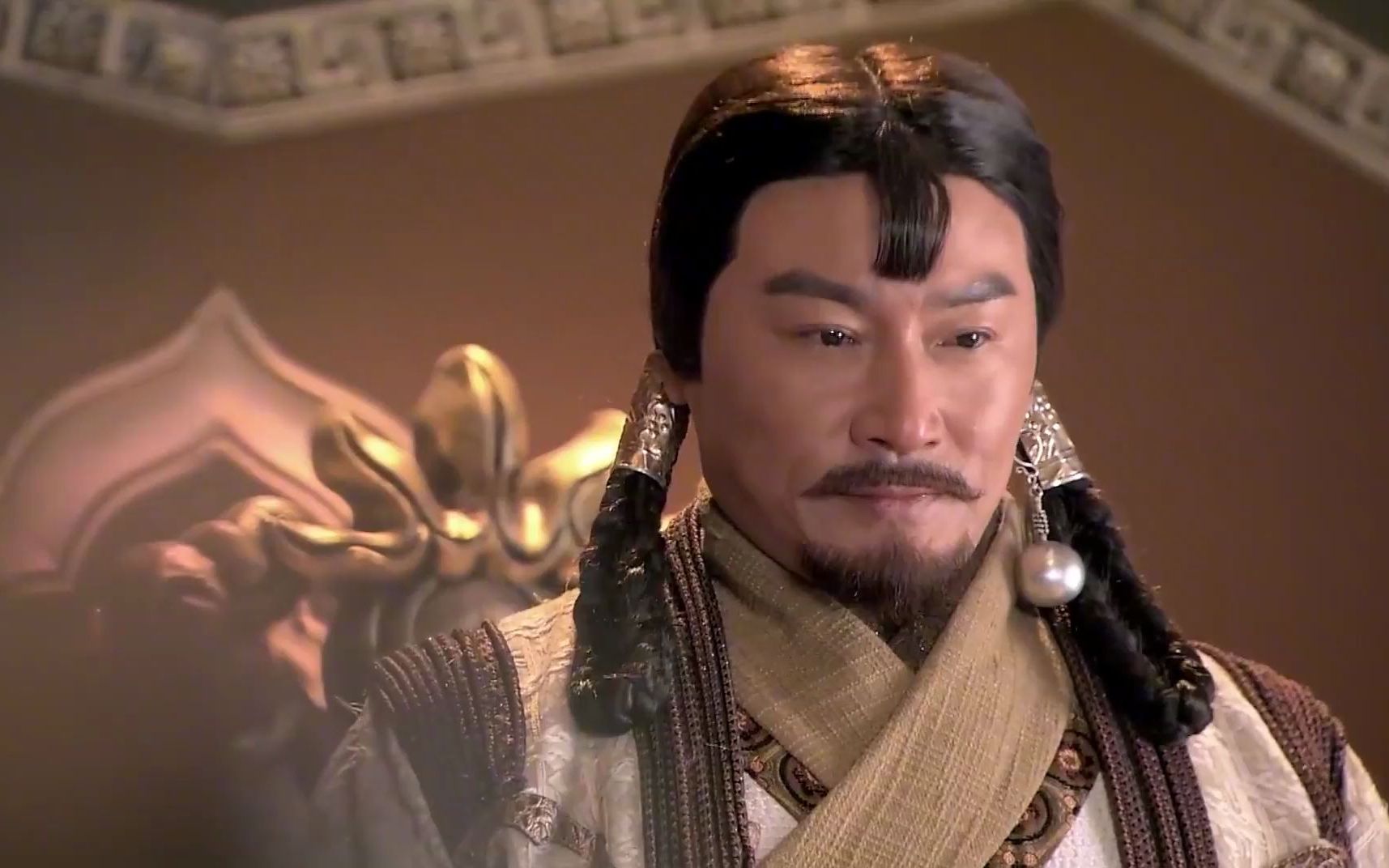 忽必烈:群臣都想打强国,谁料忽必烈才是雄才大略,当场阐明利害