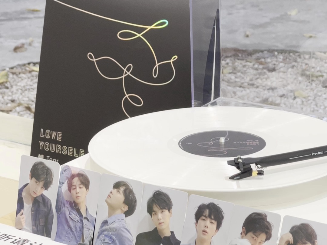 韩胶分享|防弹少年团bts的love yourself tear黑胶lp