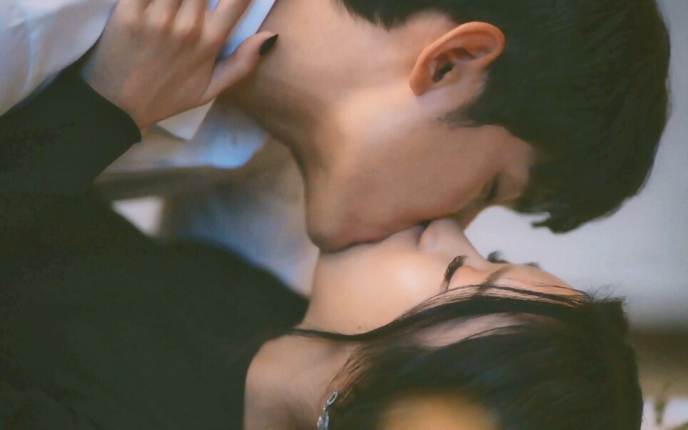 名场面船戏调色丨英子终于睡到了她梦寐以求的肉体