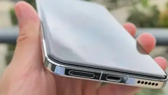 国产手机之光，荣耀magic7pro 唯一集合3D人脸识别+3D超声波指纹+最强骁龙处理器+卫星通信，可以说是安卓机皇了，确实很惊艳，不仅霸榜目前安卓区第一位置