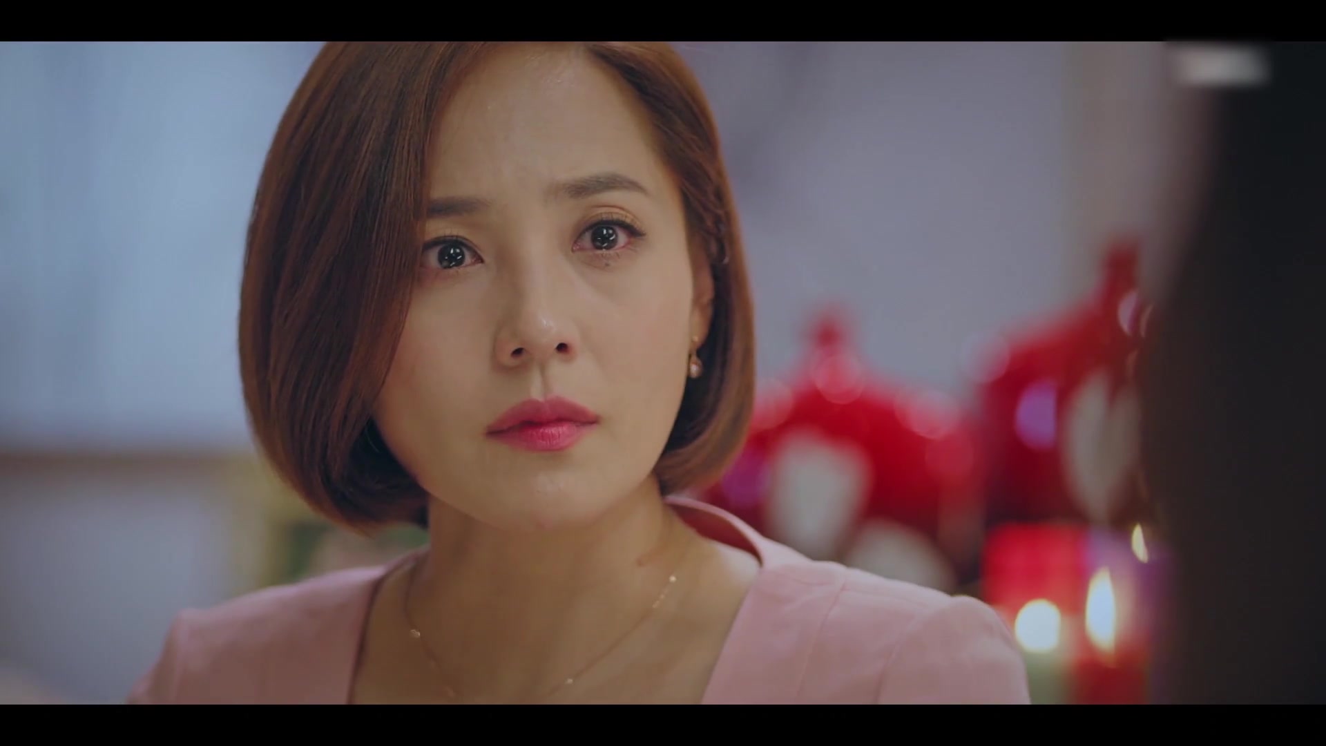 顶楼沈秀莲吐出赫拉宫殿居民的暴行然后要求柳真去自首2