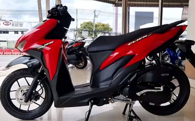 本田 click 125i 红色黑色铸造