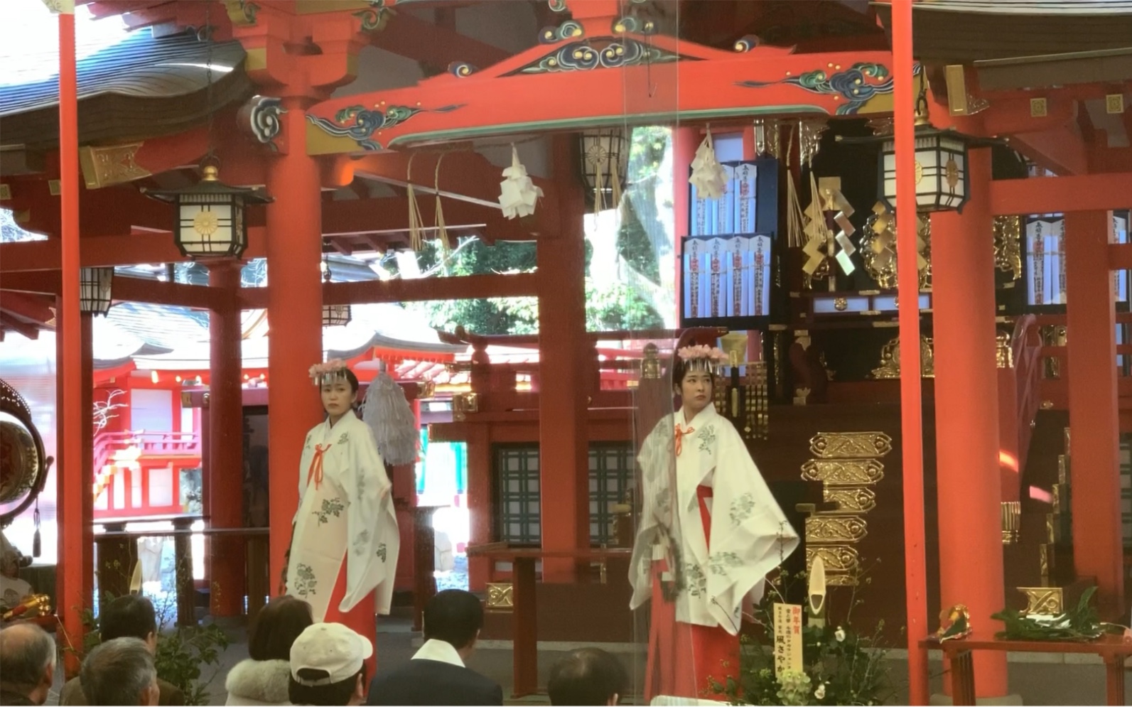 旅行视频日本神社跳大神
