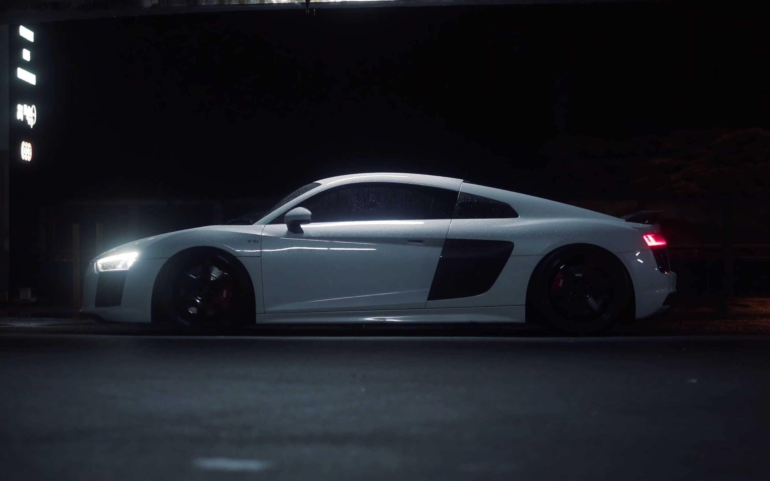 gordies static audi r8 v10  4k