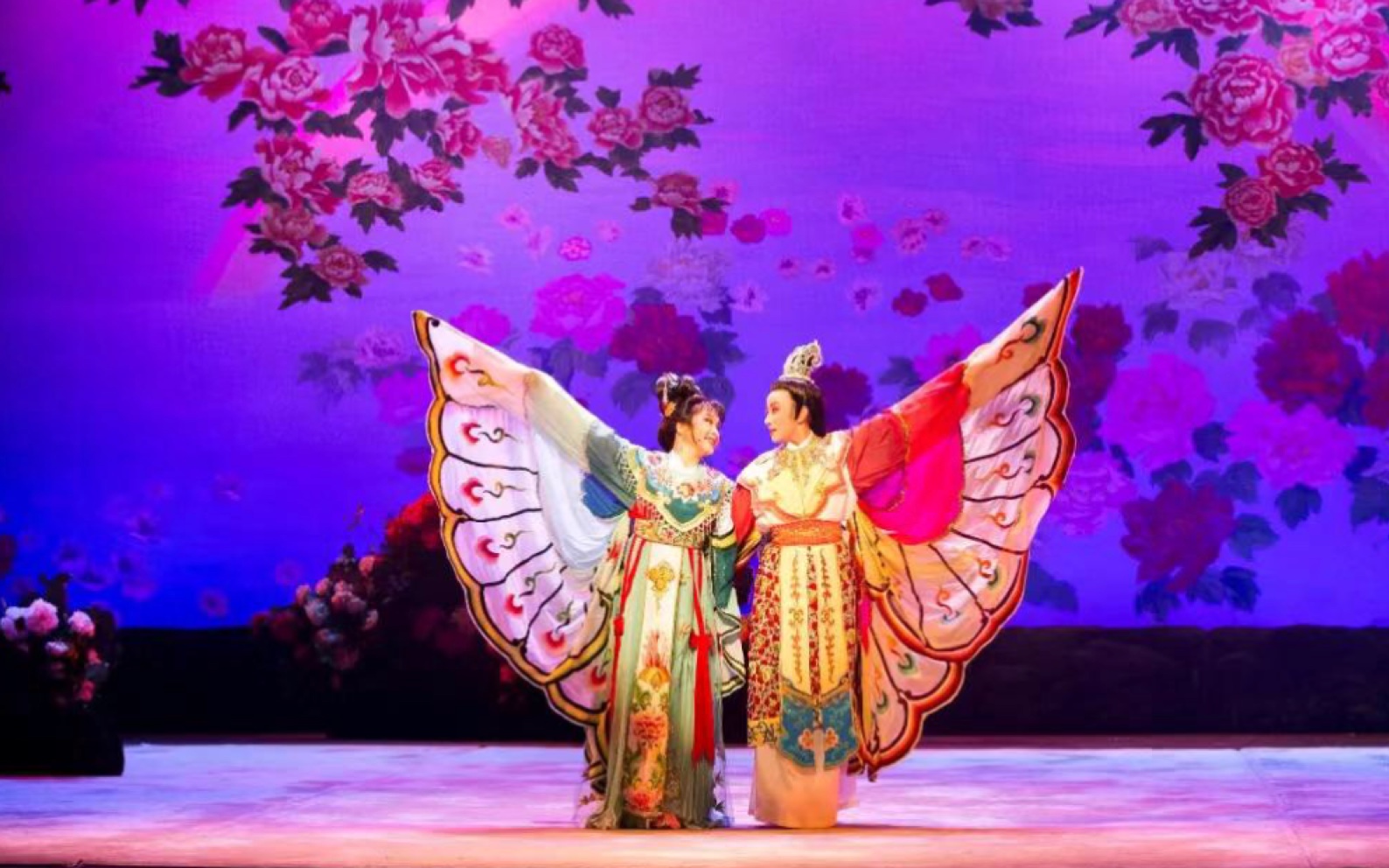 2019.1.18 温州东南剧院 越剧-袁范版 梁祝 谢幕 吴凤花 方亚芬