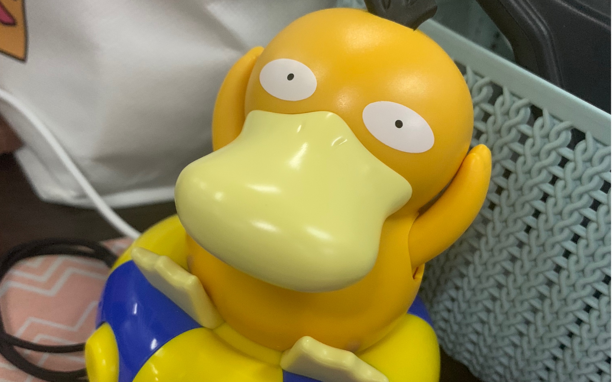 怎么觉得这卡达鸭坏了.