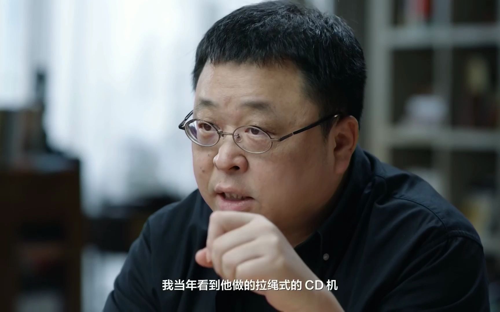 罗永浩点评realme真我GT大师版